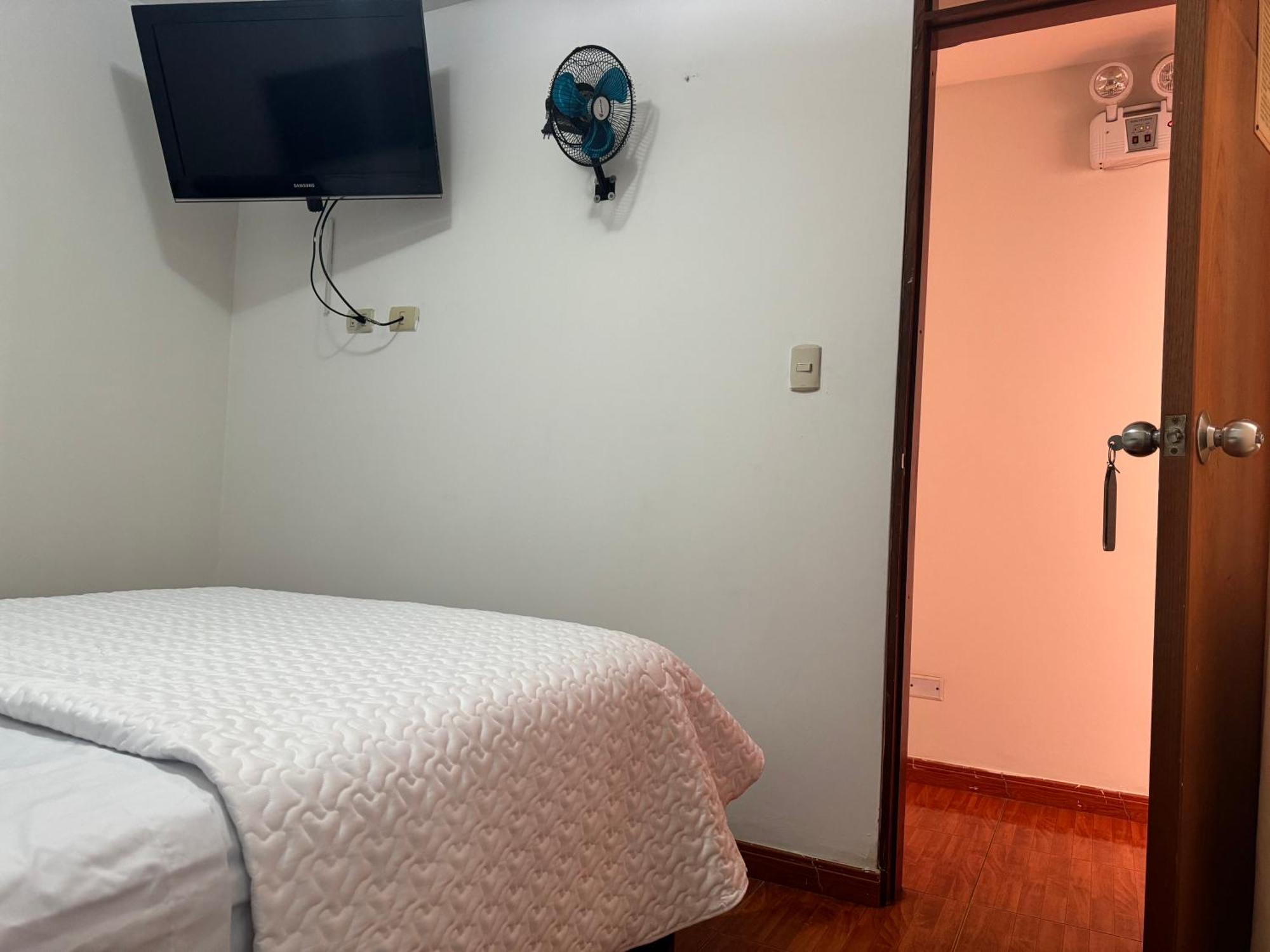 Puerto Bayovar Otel Mala Dış mekan fotoğraf